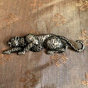 Vintage Leopard Brooch in Black and Silver